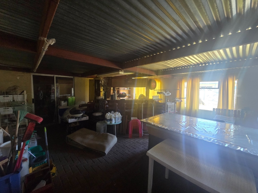 5 Bedroom Property for Sale in Fichardt Park Free State